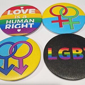 7 Pins LGBTQ IA+ Pride Love is Love Gay Buttons